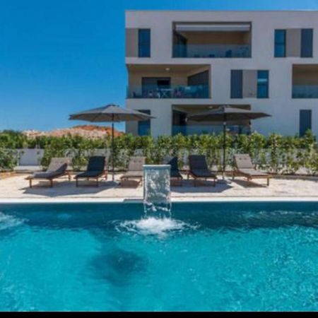 Dvj Apartments Biograd Na Moru Bagian luar foto
